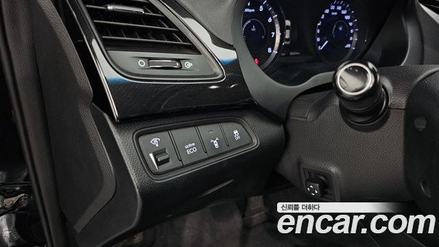 Hyundai Grandeur 2011 — photo 17