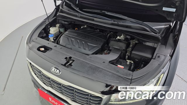 Kia Canival 2019 — photo 6