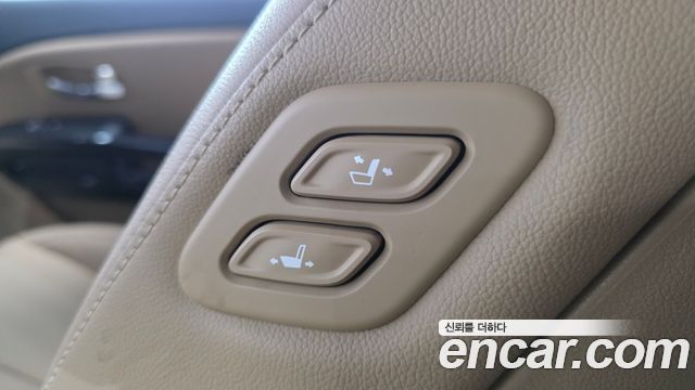 Kia Canival 2019 — photo 17