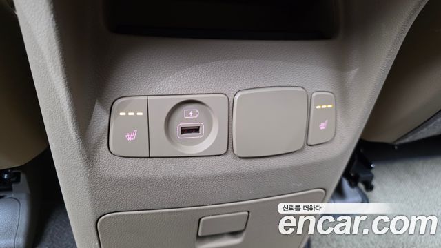Kia Canival 2019 — photo 18