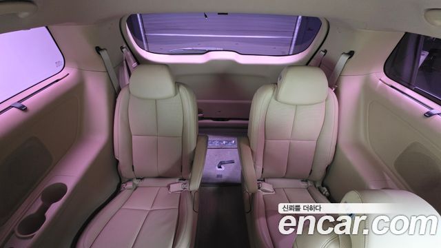 Kia Canival 2019 — photo 19