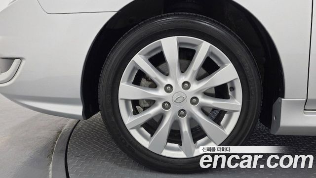 Renault Korea SM5  2010 — photo 5