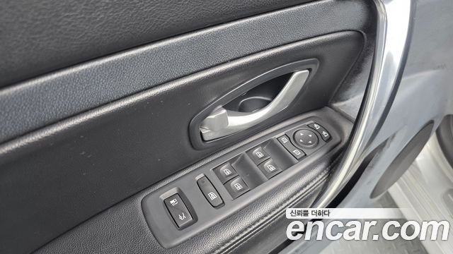 Renault Korea SM5  2010 — photo 14