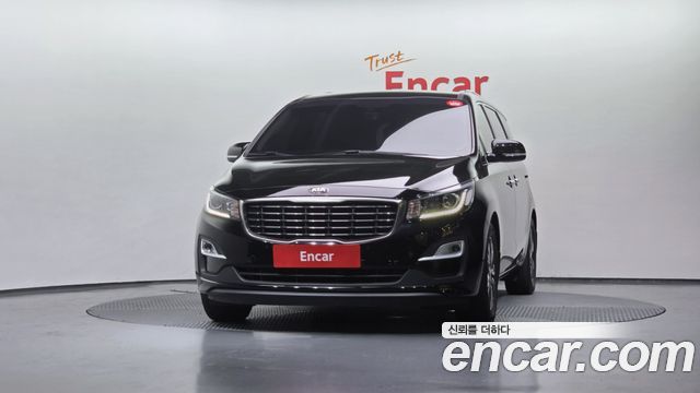 Kia Canival 2020 — photo 3