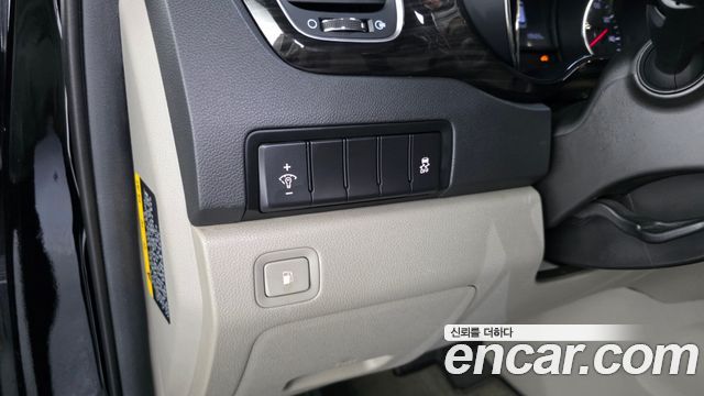 Kia Canival 2020 — photo 23
