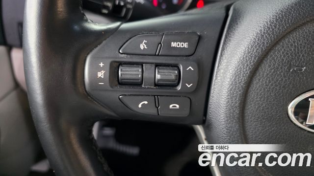 Kia Canival 2020 — photo 29