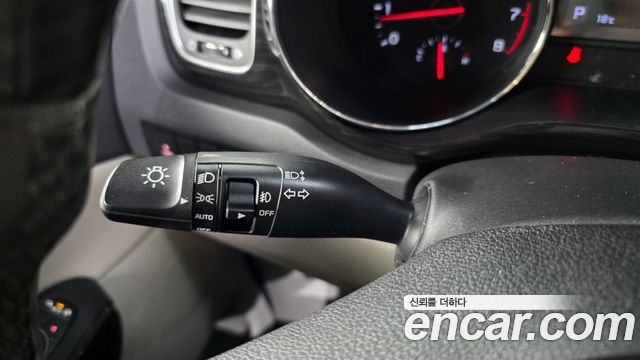 Kia Canival 2020 — photo 31