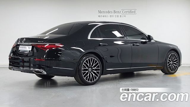 Mercedes-Benz S-Class 2026 — photo 2