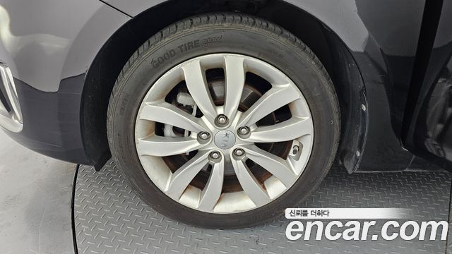 Kia Carens 2014 — photo 5