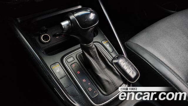 Kia Carens 2014 — photo 9