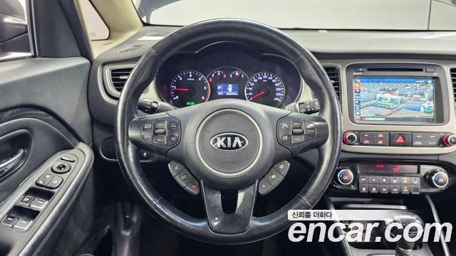 Kia Carens 2014 — photo 15