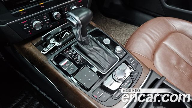 Audi A6 2015 — photo 9