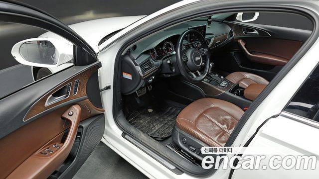 Audi A6 2015 — photo 12