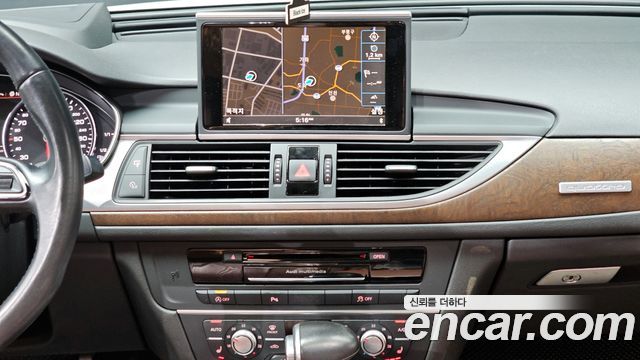 Audi A6 2015 — photo 14