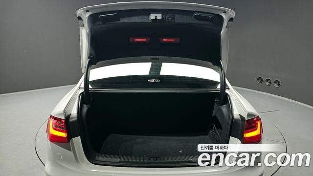 Audi A6 2015 — photo 20