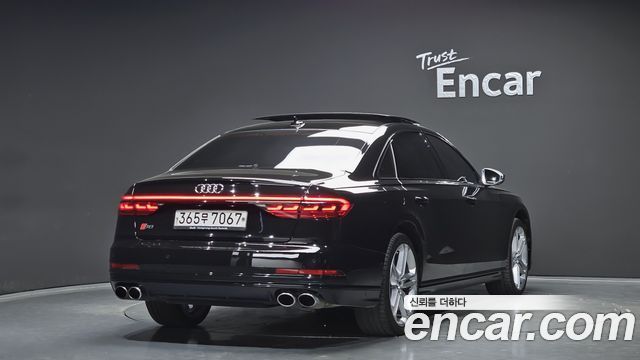 Audi S8 2020 — photo 2