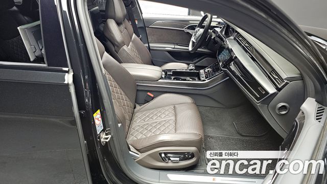 Audi S8 2020 — photo 10