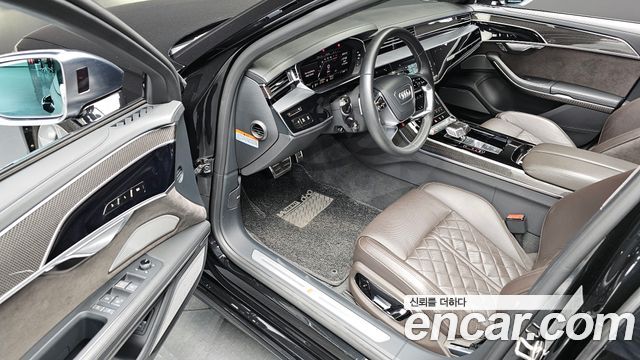 Audi S8 2020 — photo 12
