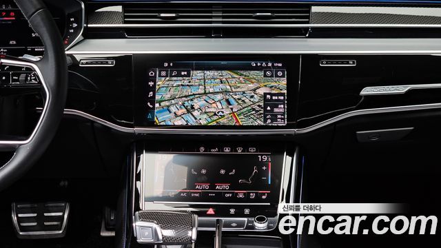 Audi S8 2020 — photo 14