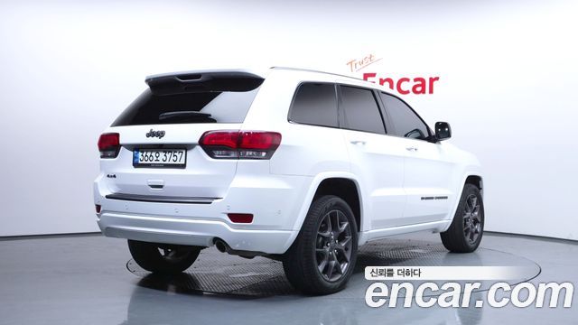 Jeep Cherokee 2021 — photo 2