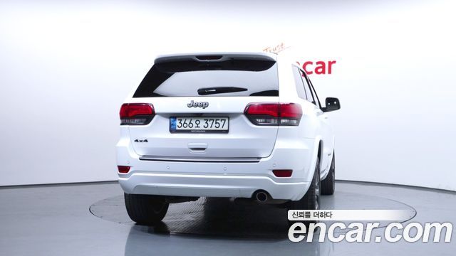 Jeep Cherokee 2021 — photo 4