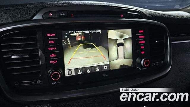 Kia Sorento 2016 — photo 15