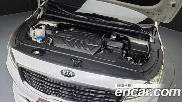 Kia Canival 2019 — photo 6