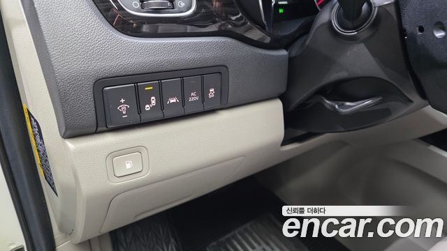 Kia Canival 2019 — photo 27