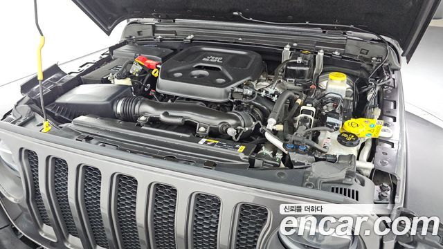 Jeep Wrangler 2021 — photo 6