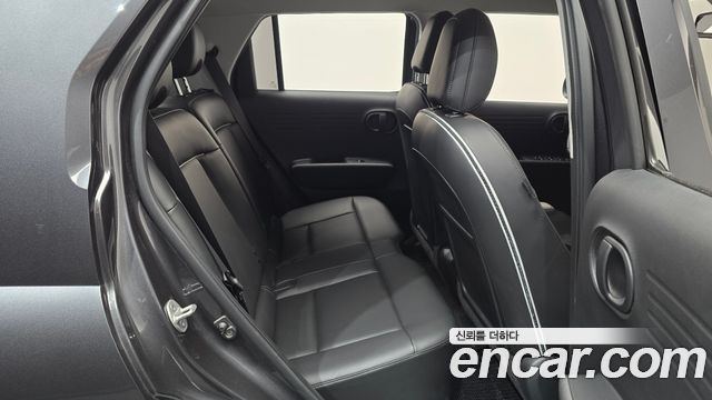 Hyundai Casper 2023 — photo 12