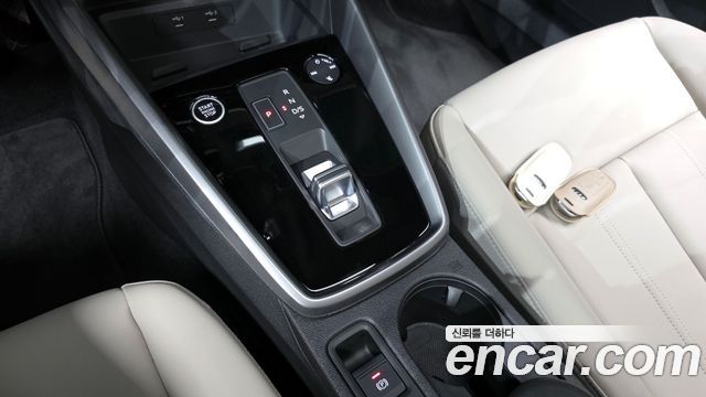 Audi A3 2023 — photo 12