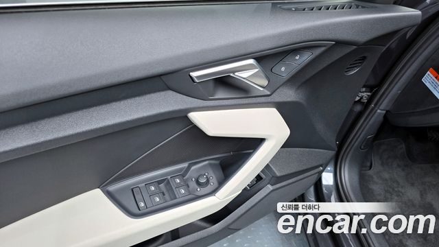 Audi A3 2023 — photo 25