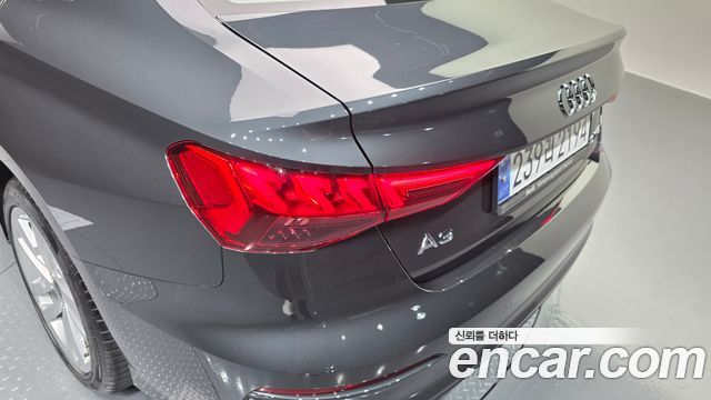 Audi A3 2023 — photo 9