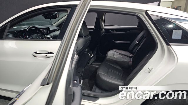 Kia K5 2020 — photo 19