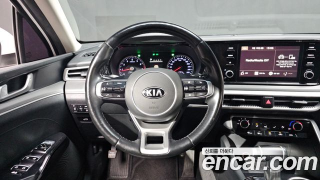 Kia K5 2020 — photo 20