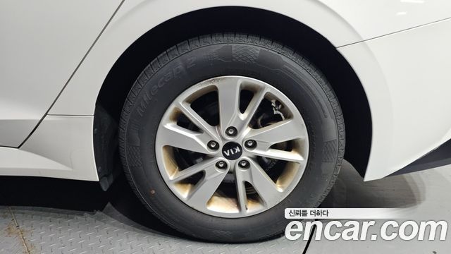Kia K5 2020 — photo 7
