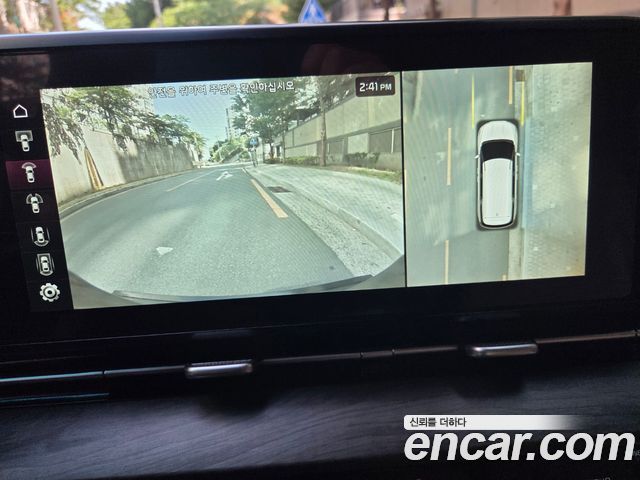 Kia Canival 2021 — photo 12