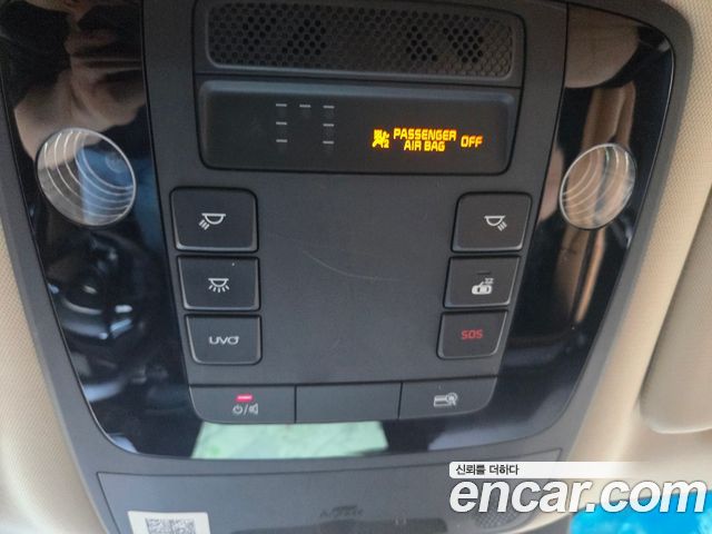 Kia Canival 2021 — photo 18