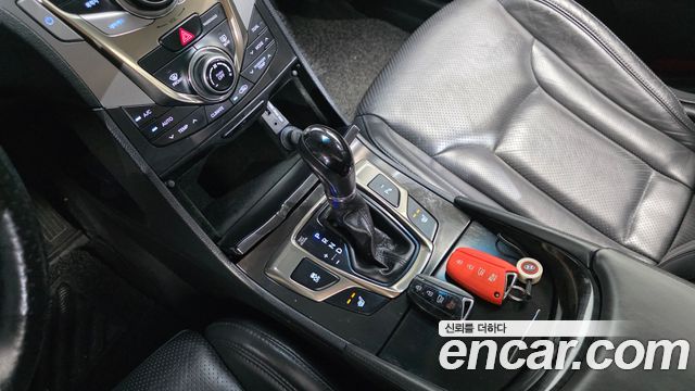 Hyundai Grandeur 2013 — photo 9