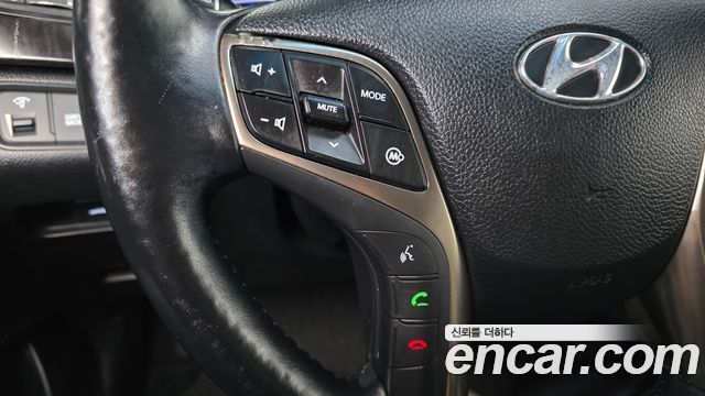 Hyundai Grandeur 2013 — photo 17