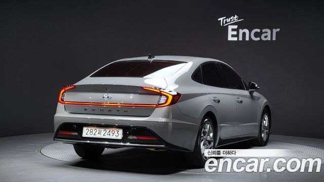 Hyundai Sonata 2022 — photo 2