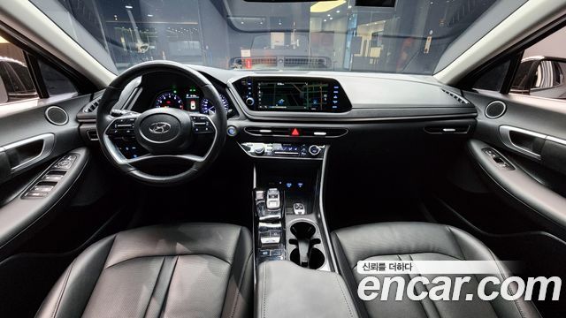 Hyundai Sonata 2022 — photo 10