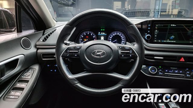 Hyundai Sonata 2022 — photo 20