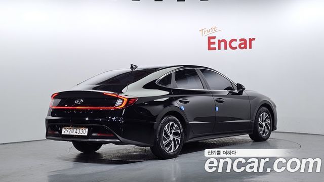 Hyundai Sonata 2023 — photo 2