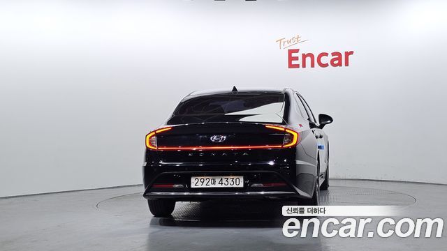Hyundai Sonata 2023 — photo 4