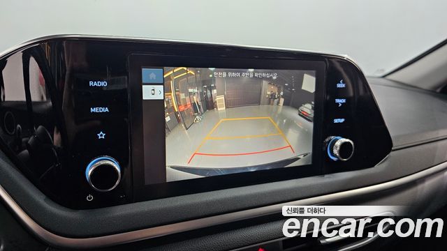 Hyundai Sonata 2023 — photo 21