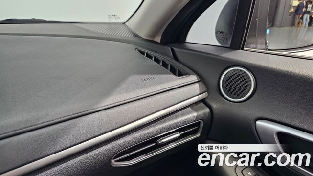 Hyundai Sonata 2023 — photo 28