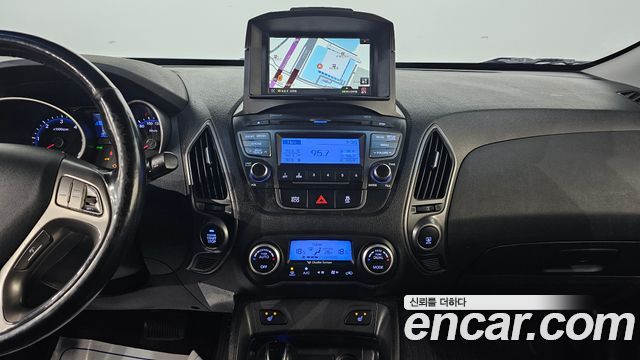 Hyundai Tucson 2014 — photo 17