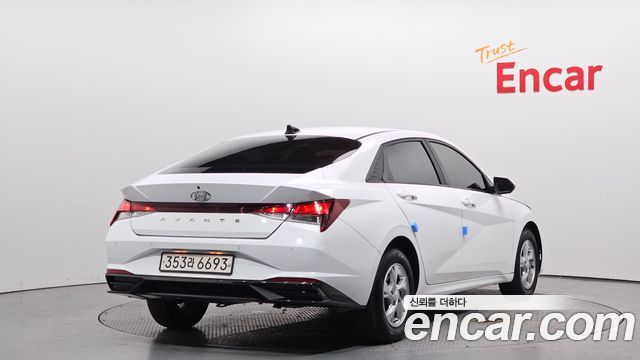 Hyundai AVANTE 2021 — photo 2