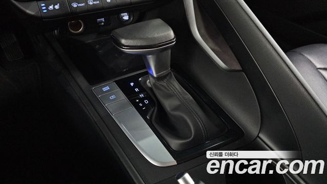 Hyundai AVANTE 2021 — photo 12
